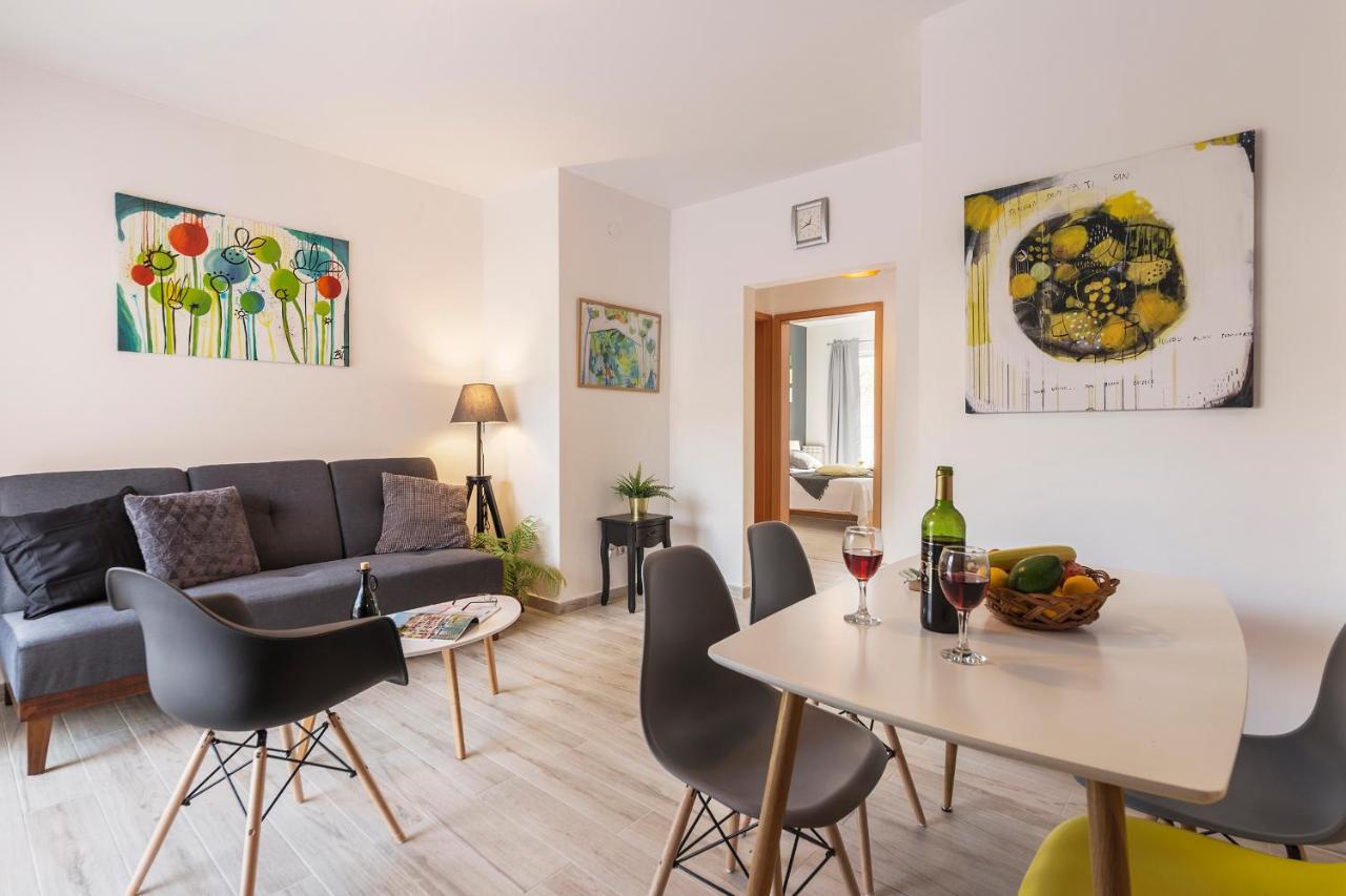 Apartments Canaria Пула Экстерьер фото